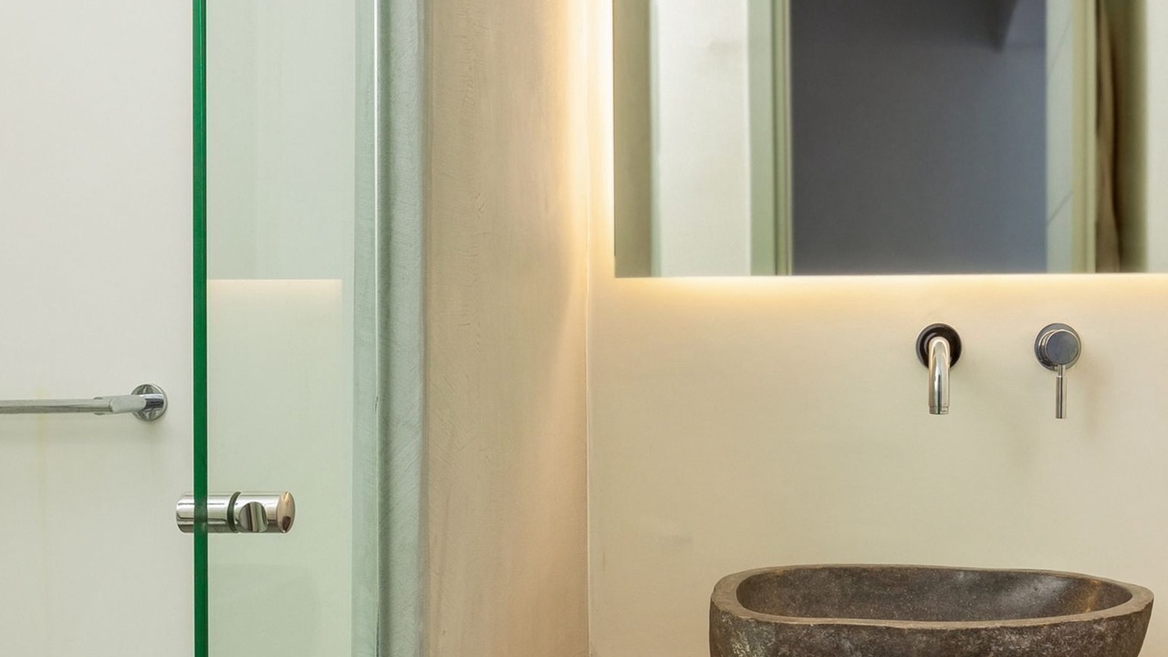 Photo of Bathroom in Elia