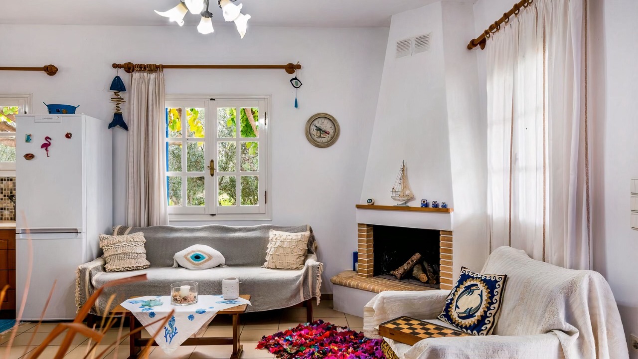 Photo of Livingroom in Korfalonas