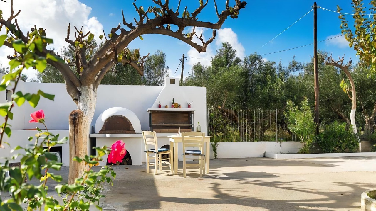 Photo of Outdoor in Korfalonas