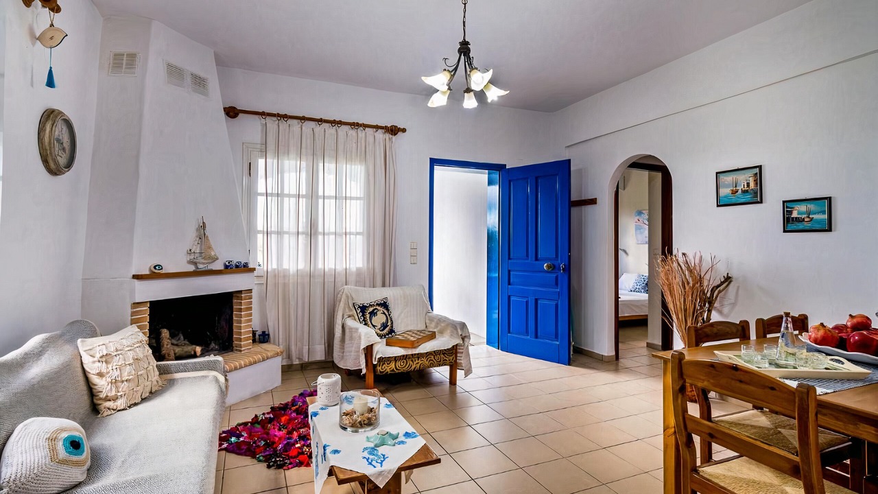 Photo of Livingroom in Korfalonas