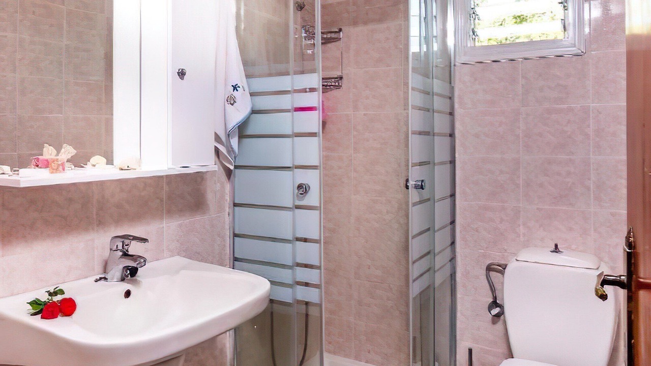 Photo of Bathroom in Korfalonas