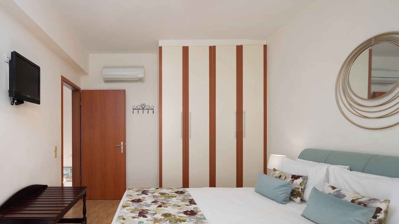 Photo of Bedroom in Triopetra