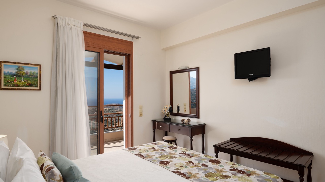 Photo of Bedroom in Triopetra