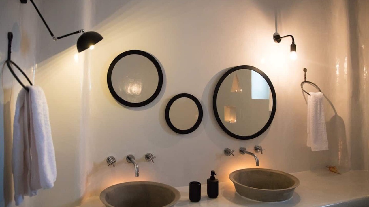 Photo of Bathroom in Plintri