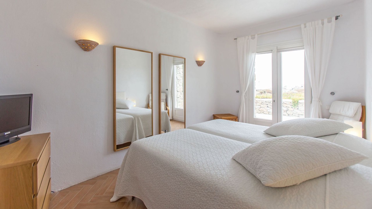Photo of Bedroom in Plintri