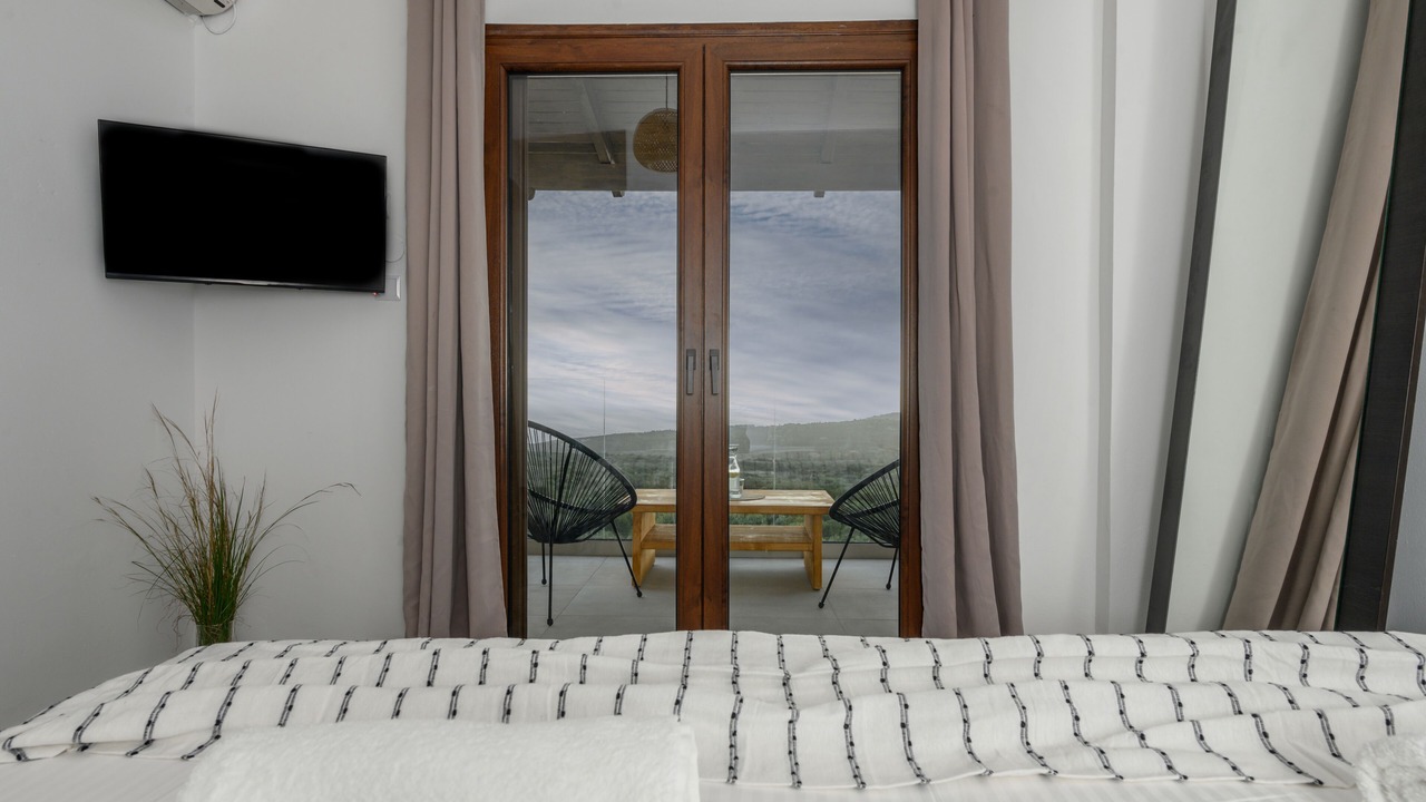 Photo of Bedroom in Leivathos