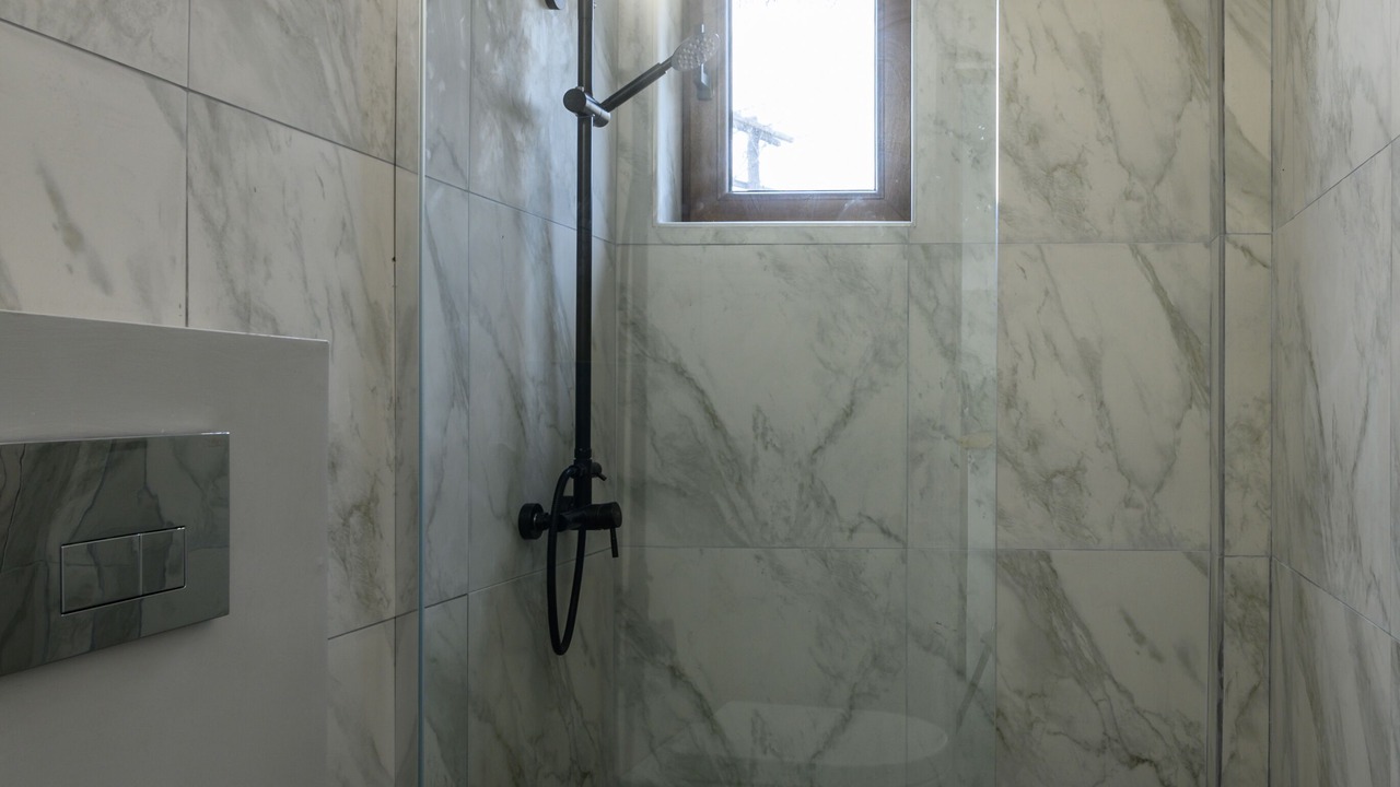 Photo of Bathroom in Leivathos