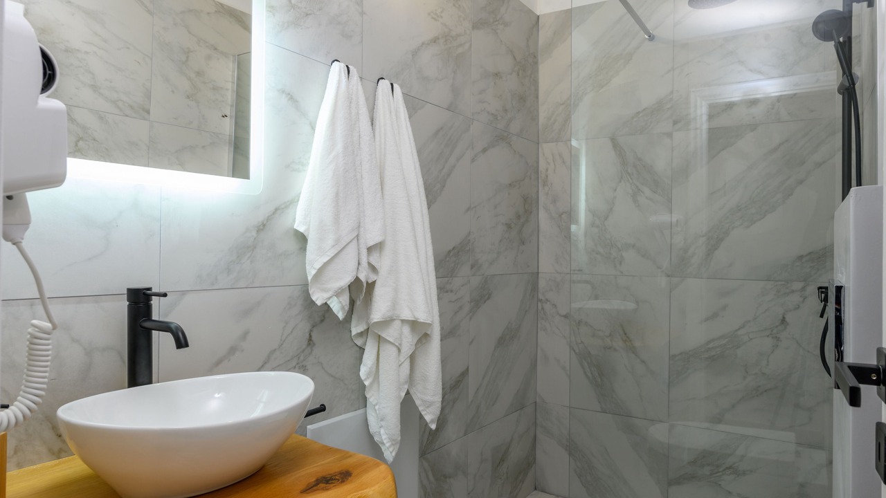 Photo of Bathroom in Leivathos