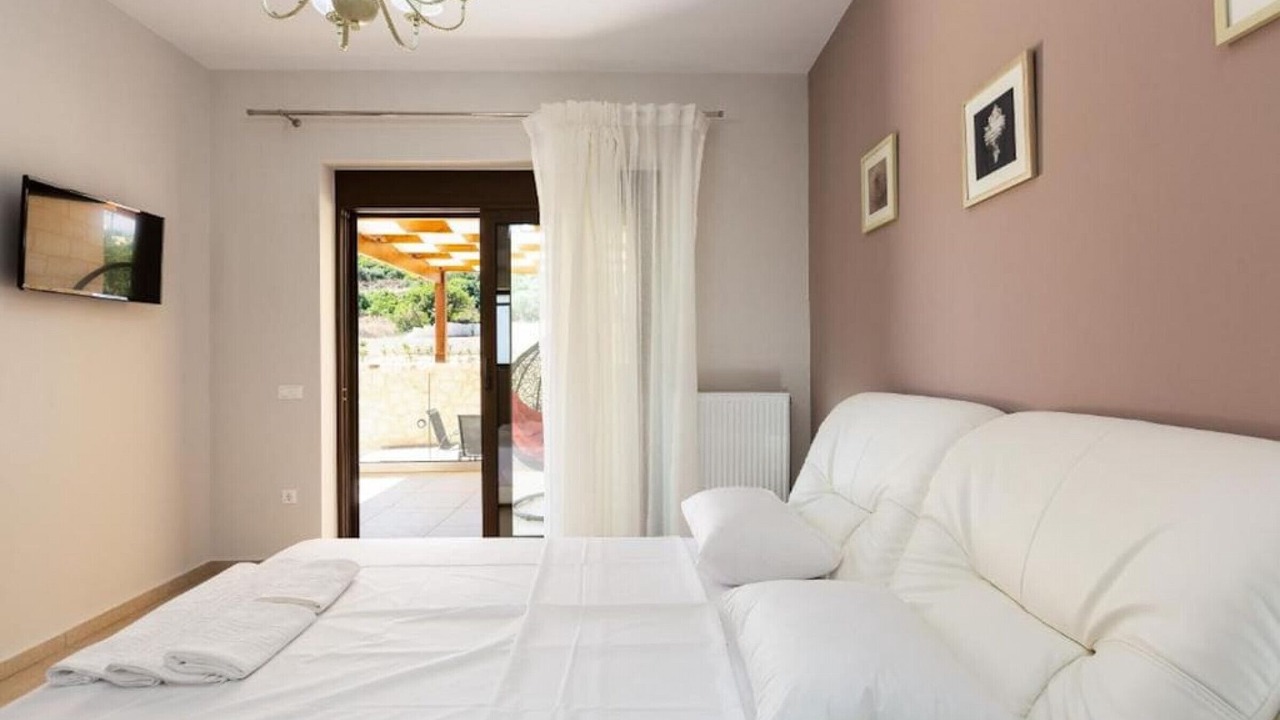 Photo of Bedroom in Almyrida