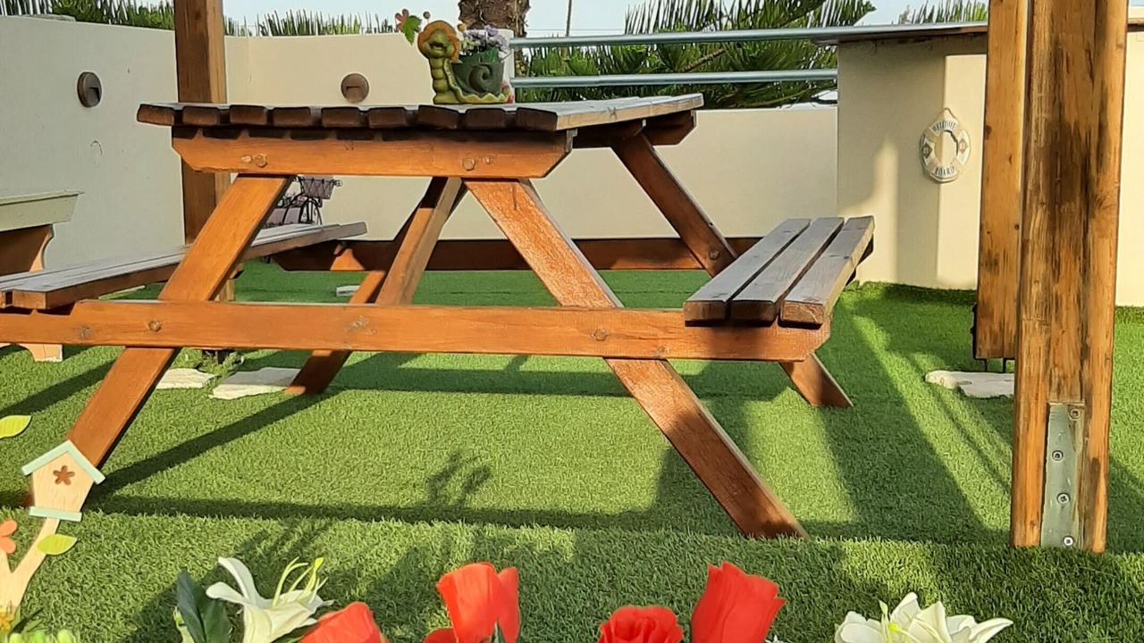 Photo of Outdoor in Kaki Thalassa