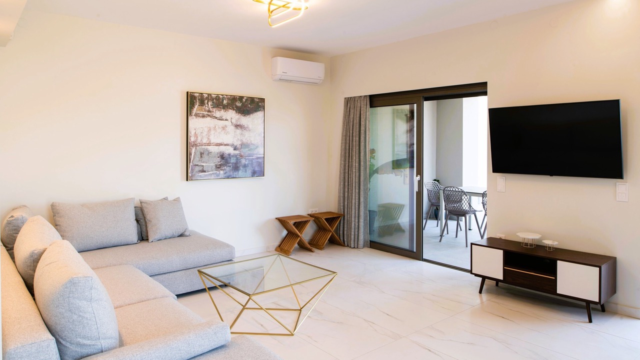 Photo of Livingroom in Adelianos Kampos