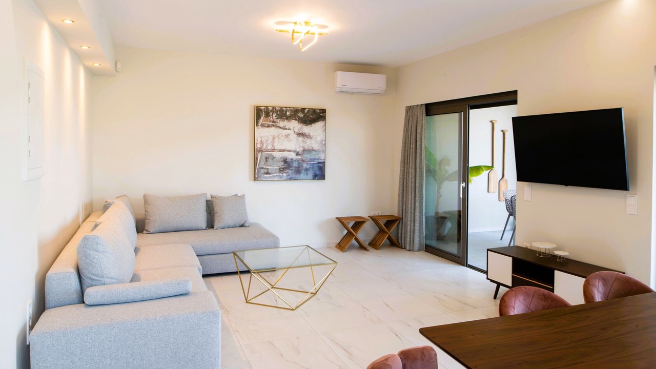 Photo of Livingroom in Adelianos Kampos