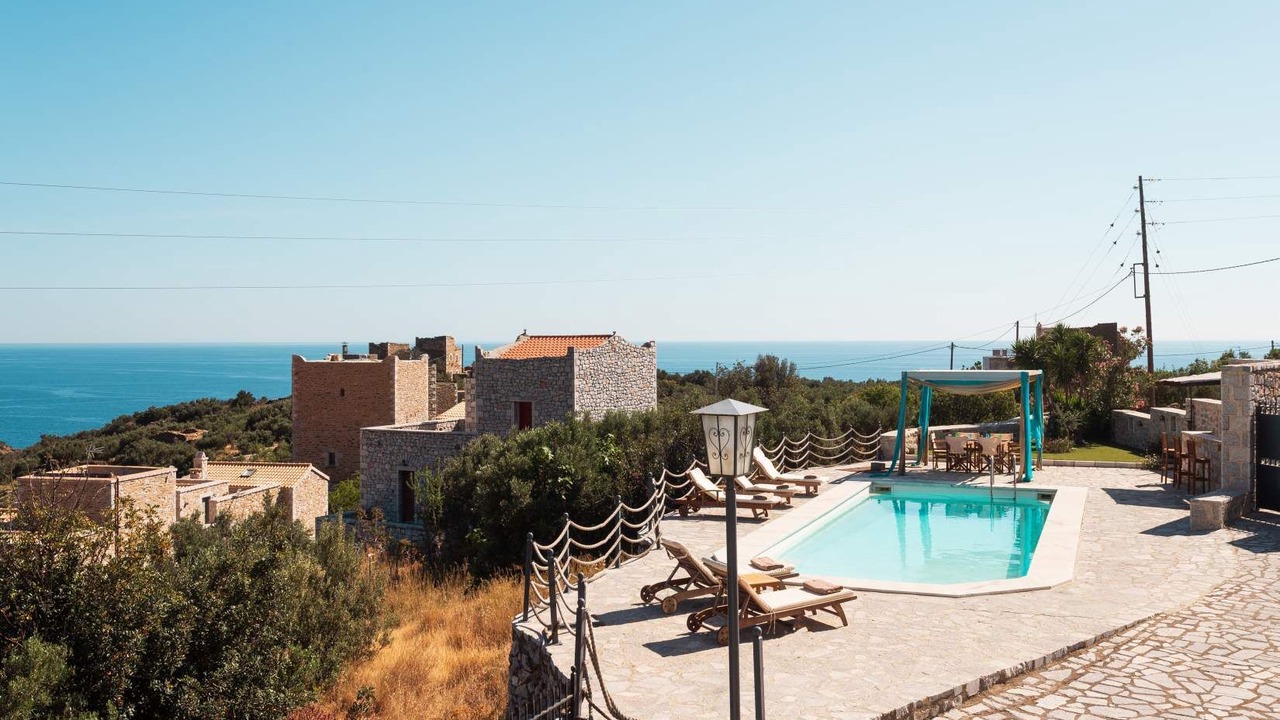 Photo of Outdoor in Alika