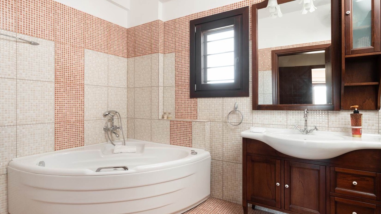 Photo of Bathroom in Alika