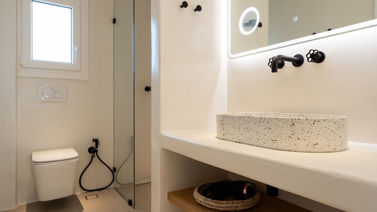 Photo of Bathroom in Maragas