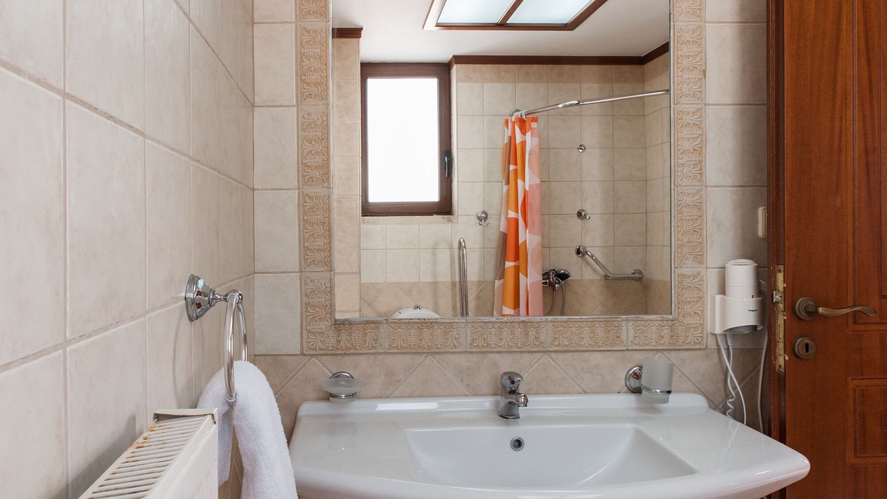 Photo of Bathroom in Polemarchi