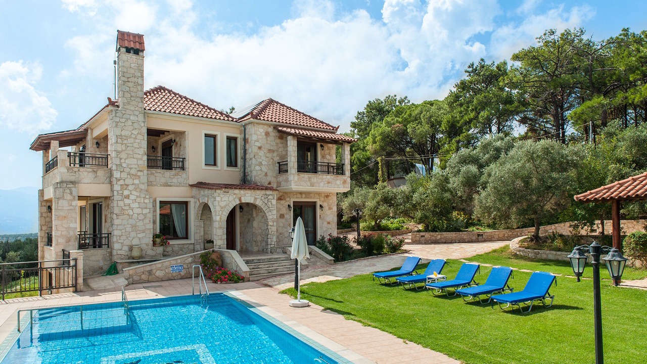 Photo of Outdoor in Polemarchi