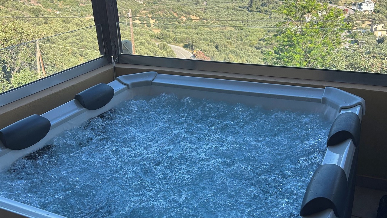 Photo of Outdoor in Exopoli