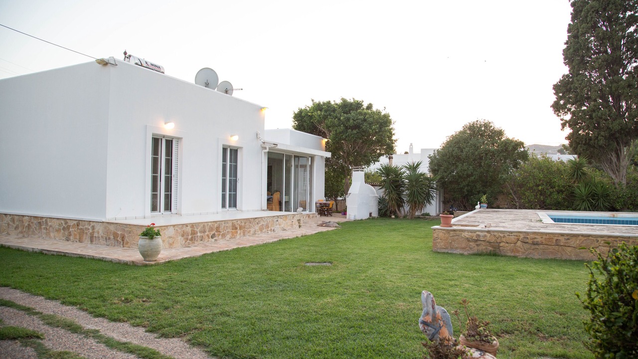 Photo of Outdoor in Alinda