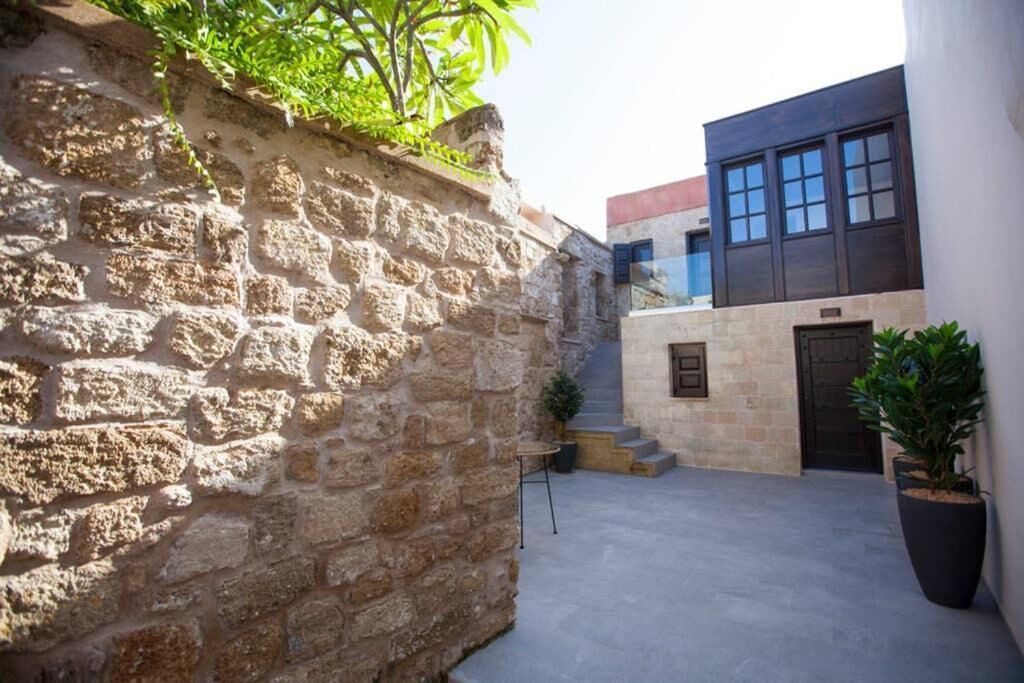 Photo of Patio Balcony in Rhodes Old Town