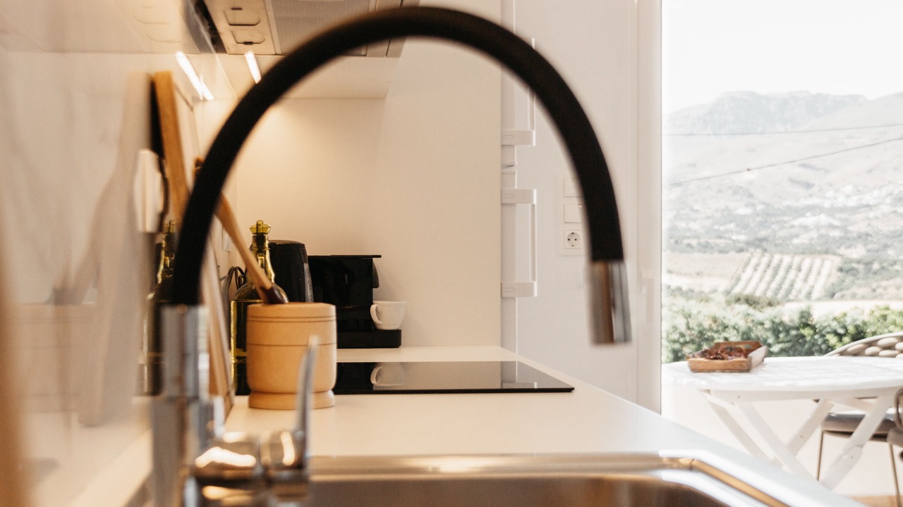 Photo of Kitchen in Lefkogeia