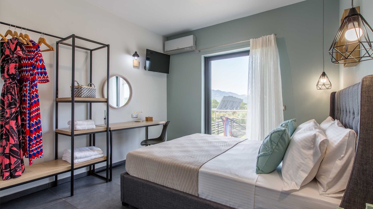 Photo of Bedroom in Alikianos