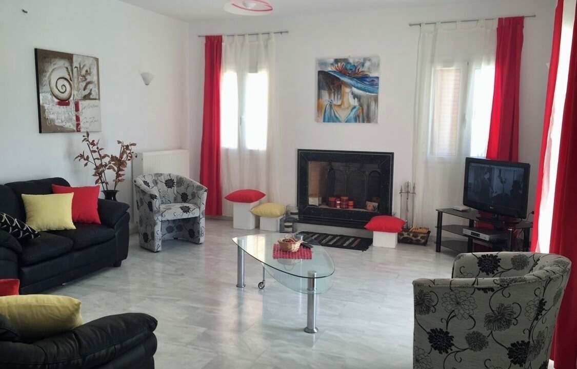 Photo of Livingroom in Sivros