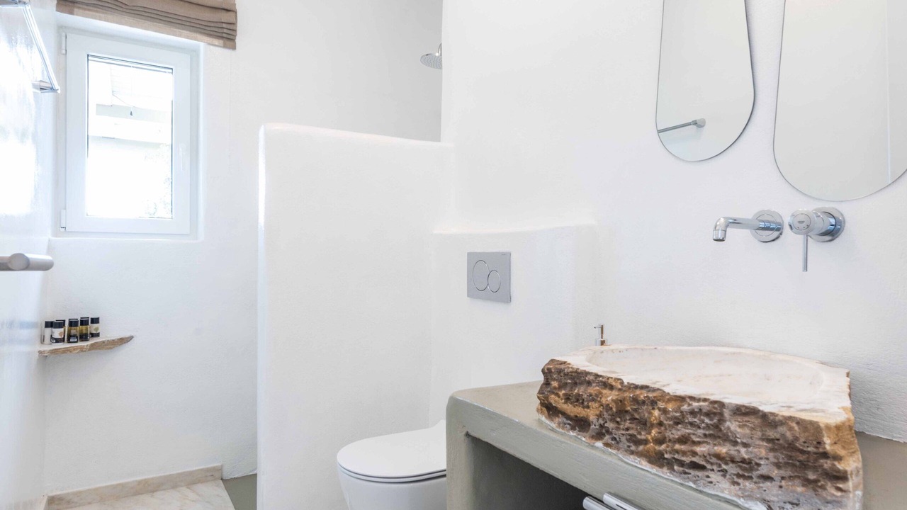 Photo of Bathroom in Exomvourgo