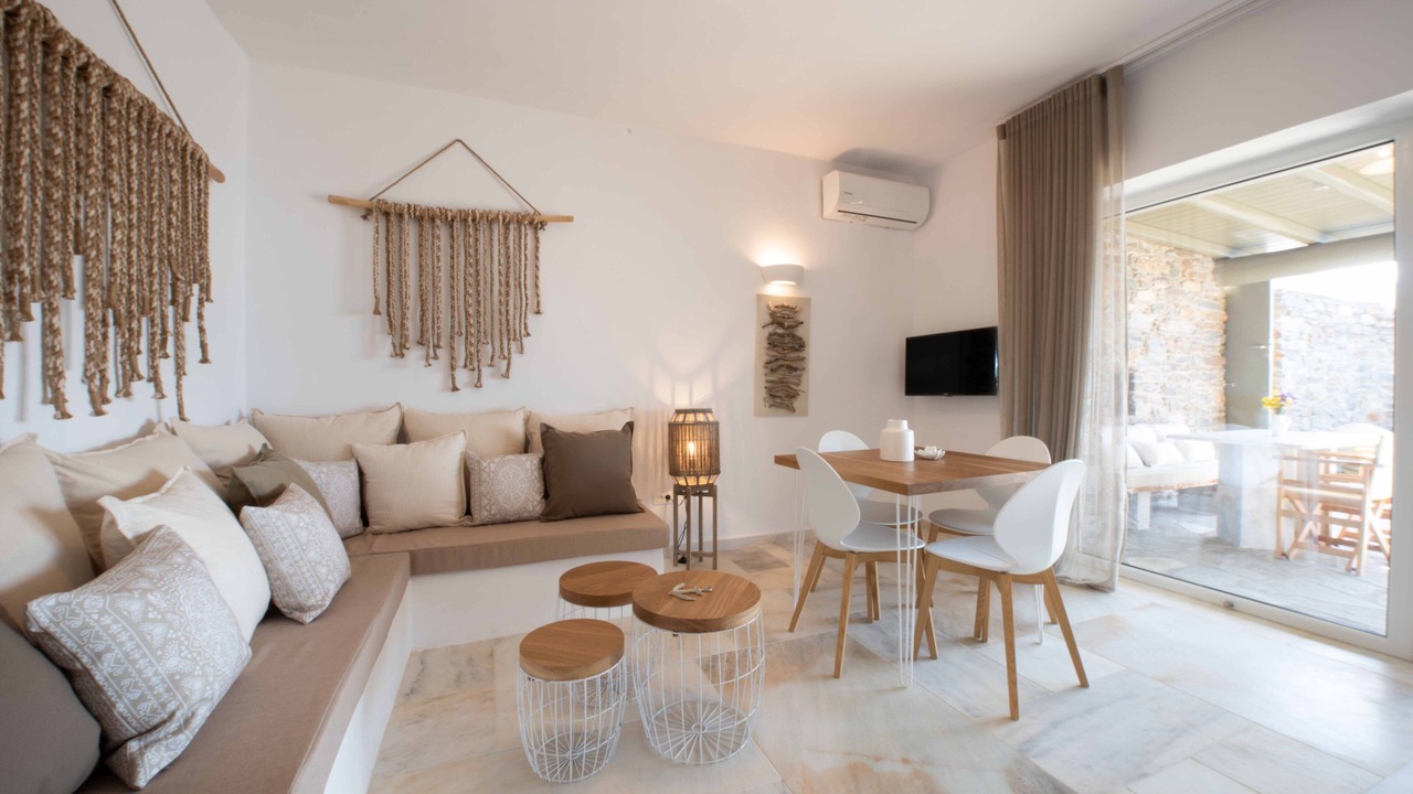 Photo of Livingroom in Exomvourgo