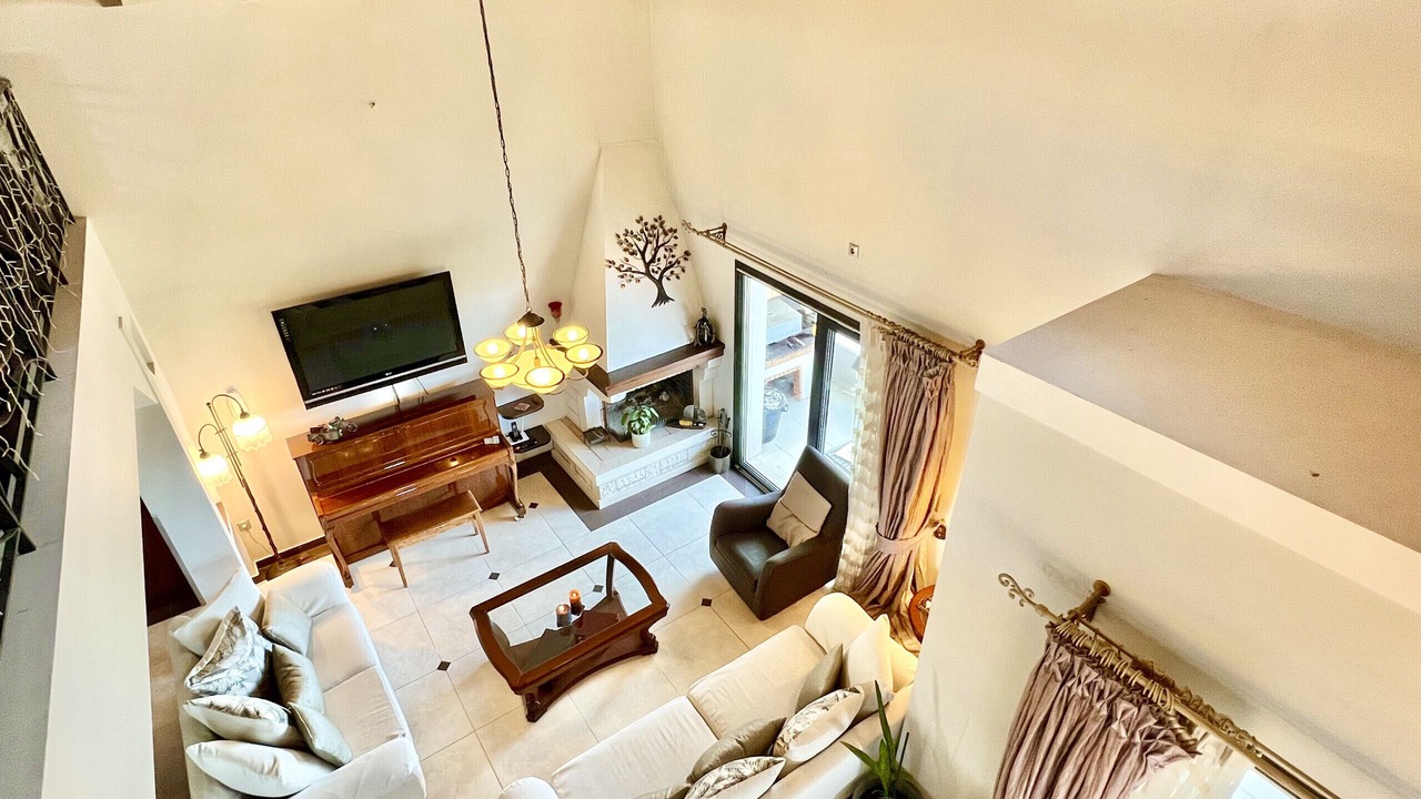 Photo of Livingroom in Acharavi