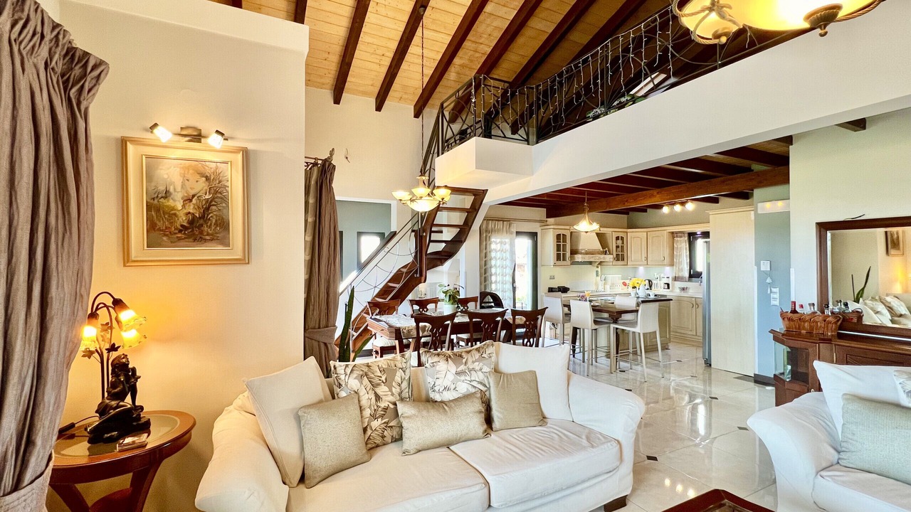 Photo of Livingroom in Acharavi