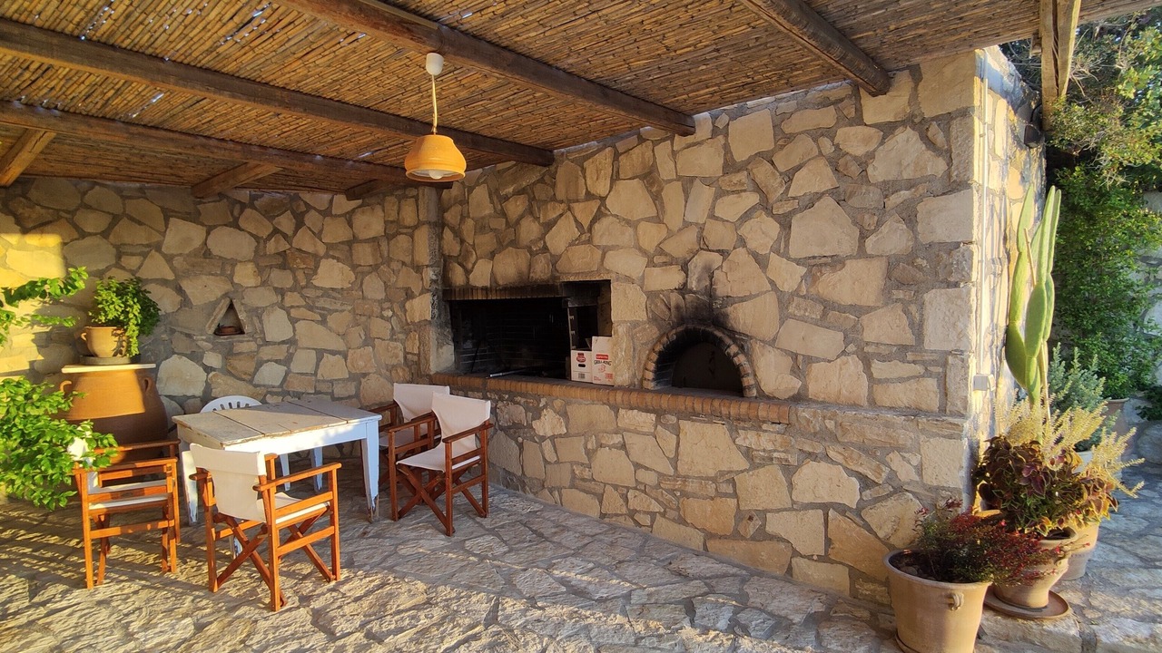 Photo of Outdoor in Minoa Pediada