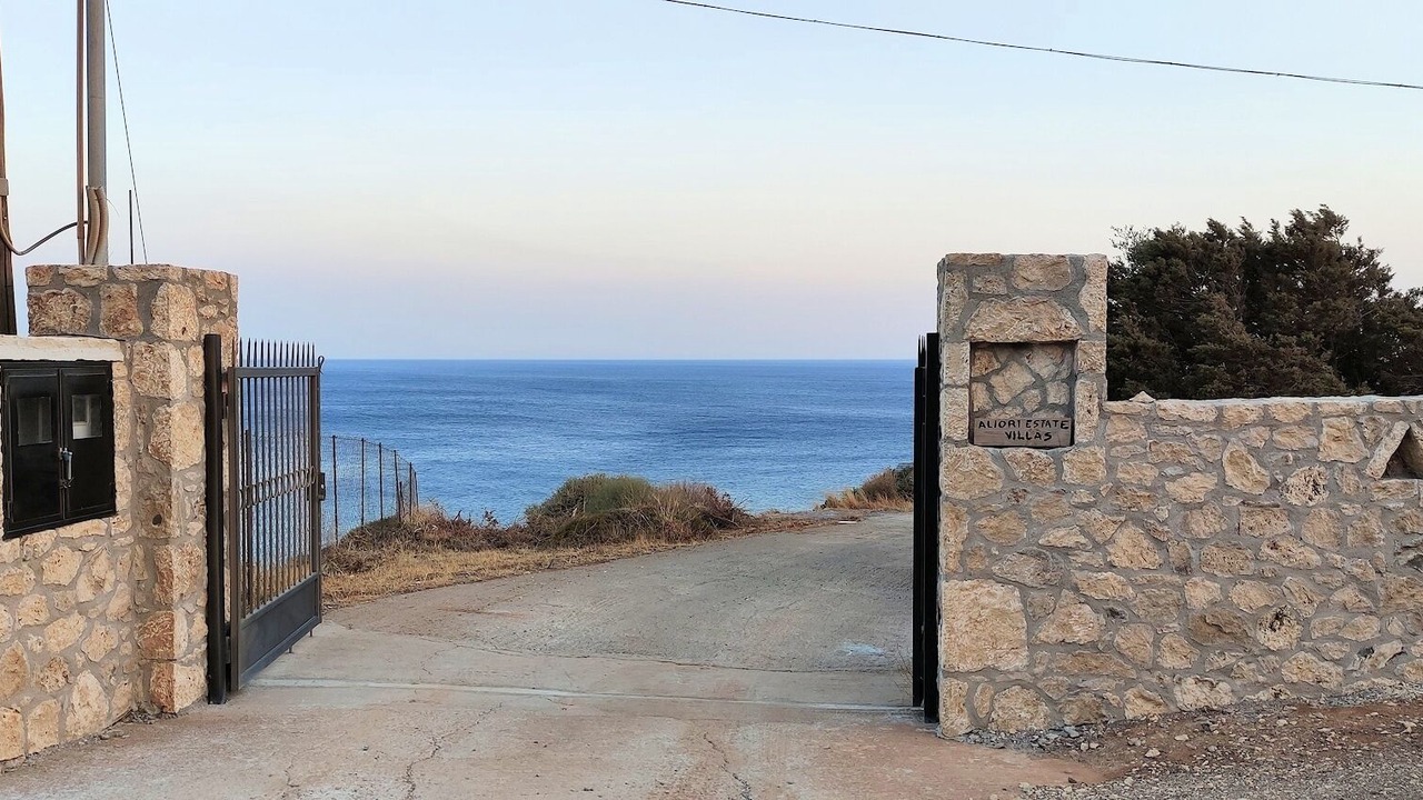 Photo of Outdoor in Minoa Pediada