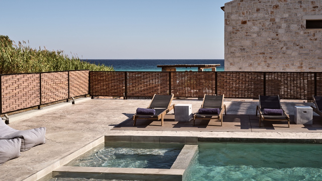 Photo of Outdoor in Neromilos