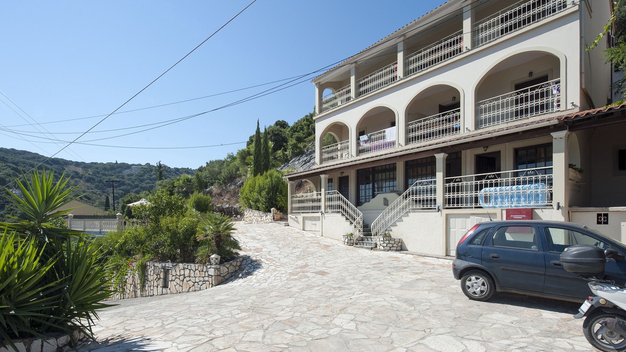 Photo of Outdoor in Apraos