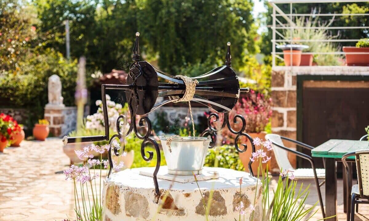Photo of Outdoor in Lefktron