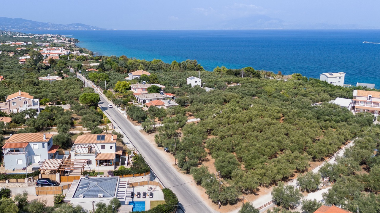 Photo of Others in Neromilos