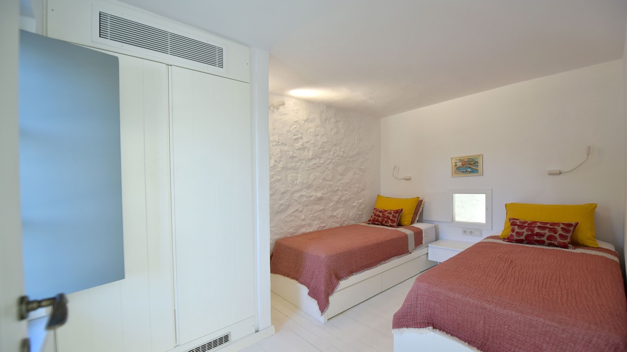 Photo of Bedroom in idhra