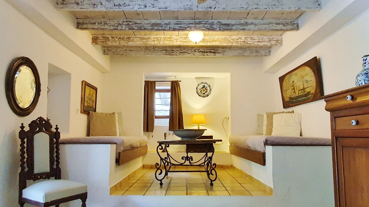 Photo of Livingroom in Lagoudi Zia