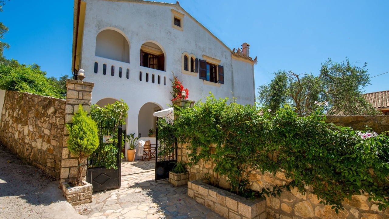 Photo of Others in Gaios