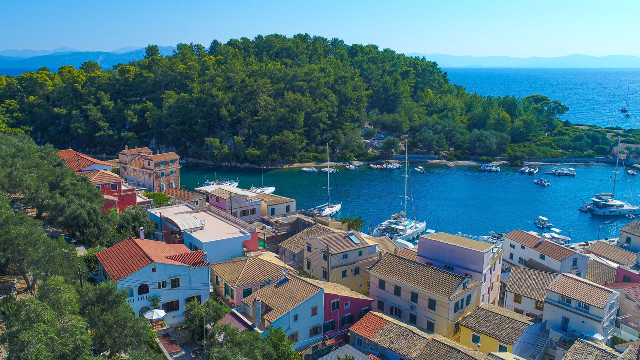 Photo of Others in Gaios