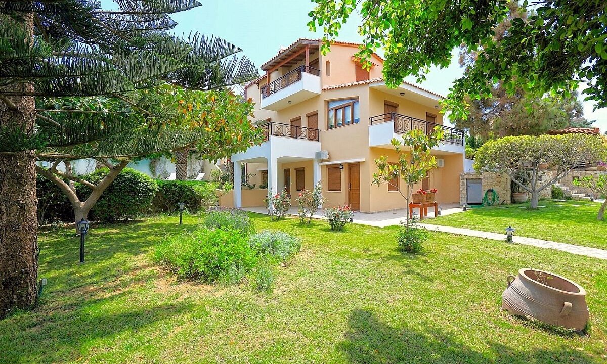 Photo of Outdoor in Karteros