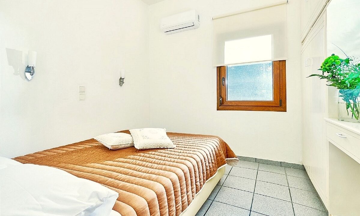 Photo of Bedroom in Karteros