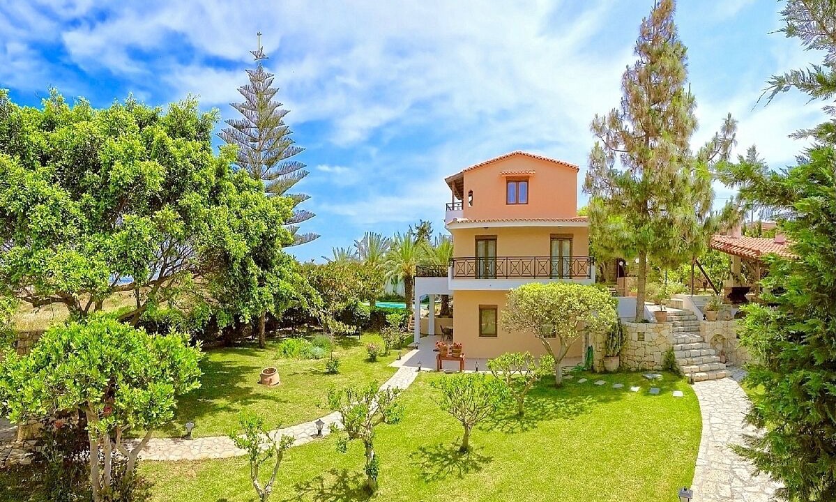 Photo of Outdoor in Karteros