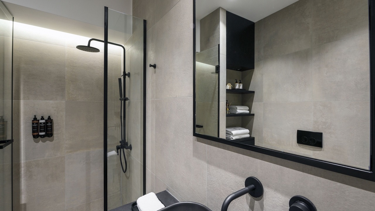 Photo of Bathroom in Ladadika