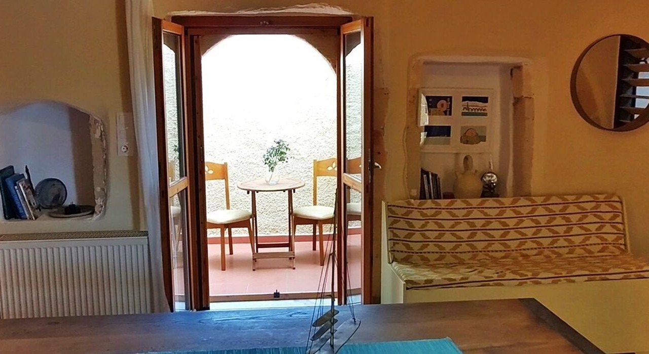 Photo of Bedroom in Drapanos