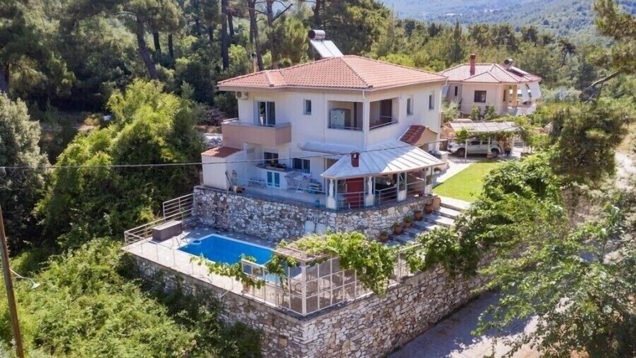 Photo of Outdoor in Megalos Prinos