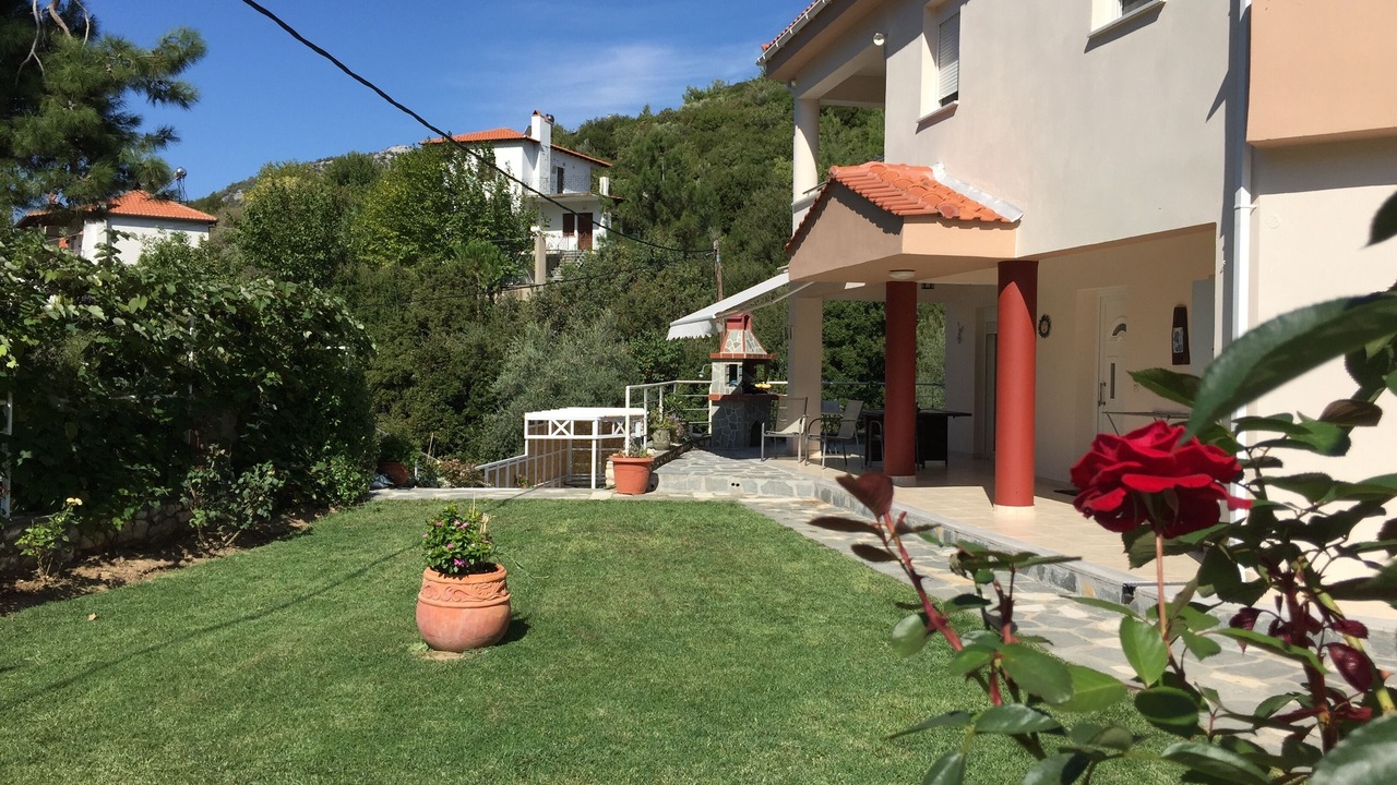Photo of Patio Balcony in Megalos Prinos