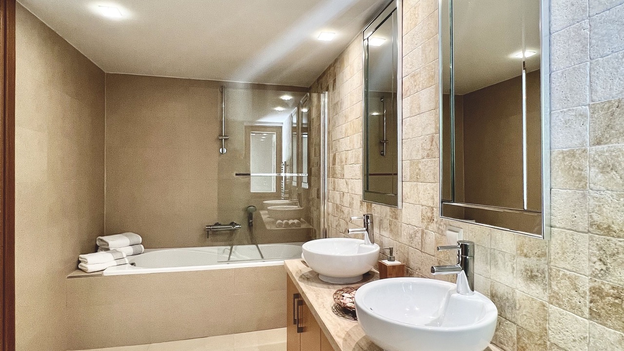 Photo of Bathroom in Sane
