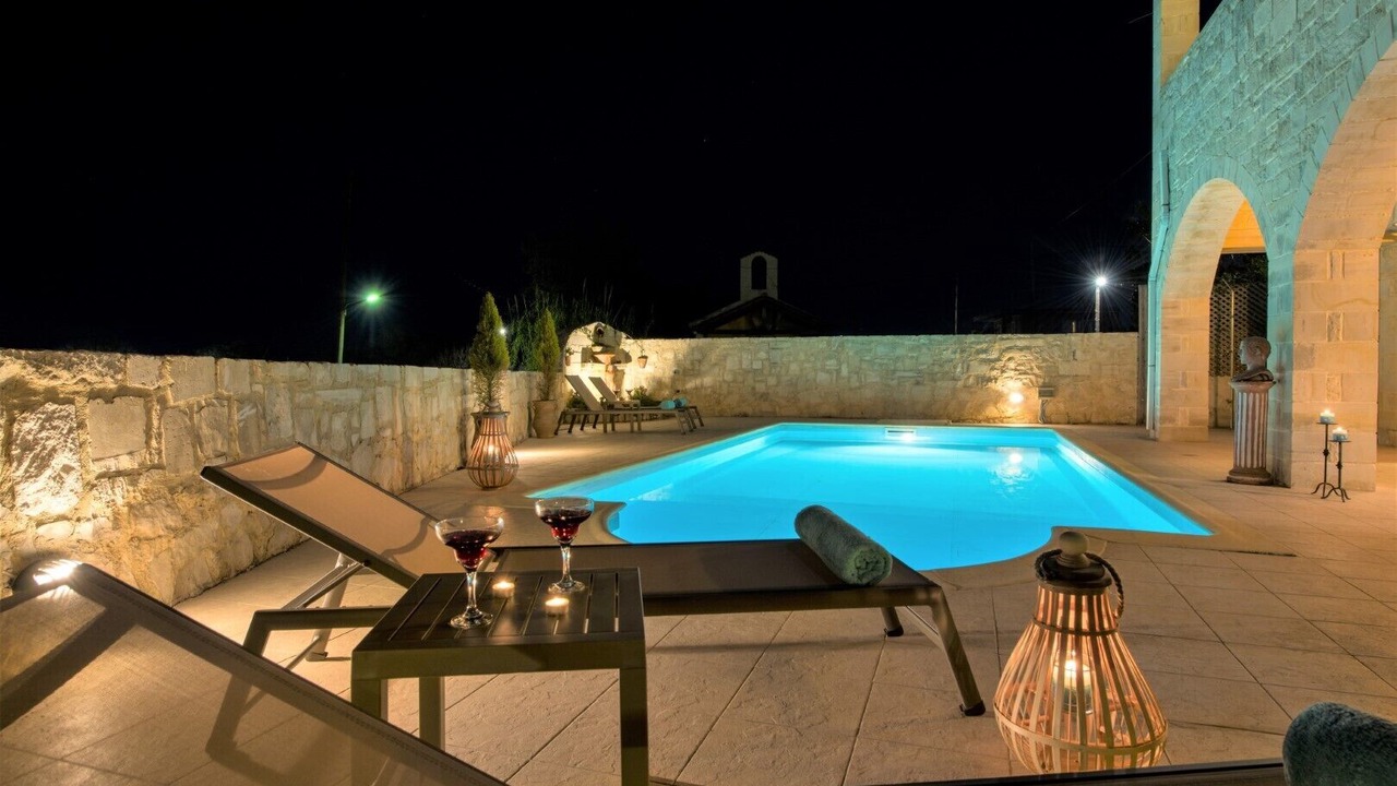 Photo of Outdoor in Tavronitis